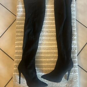 Liliana Classic Black Over-the-Knee Boots